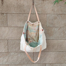 Load image into Gallery viewer, 西班牙設計師/Carrot Embroidery Tote Bag - Small - OBEIOBEI