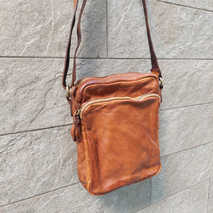 Campomaggi/Cognac Shoulder Bag