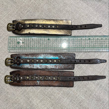 Load image into Gallery viewer, Campomaggi/Unisex Leather Bracelets(A/B/C/D/E)