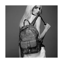 Load image into Gallery viewer, Campomaggi/Backpack(Black/Cognac)