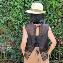 Load image into Gallery viewer, Japan designer/Lace top(White/Black)