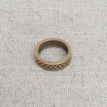 Load image into Gallery viewer, ORNER/Brass Totem Ring - OBEIOBEI