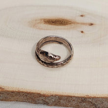 Load image into Gallery viewer, Cooperative de Creation/Silver snake ring - OBEIOBEI