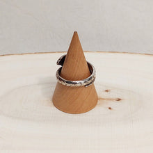 Load image into Gallery viewer, Cooperative de Creation/Silver snake ring - OBEIOBEI