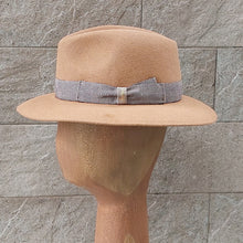 Load image into Gallery viewer, Borsalino/Tan fedora hat(Medium brim) - OBEIOBEI