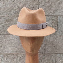 Load image into Gallery viewer, Borsalino/Tan fedora hat(Medium brim) - OBEIOBEI