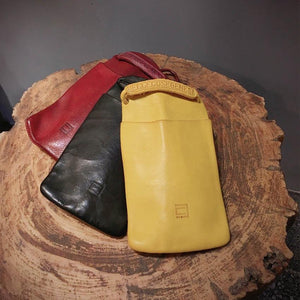 Delle Cose/Mobile pouch(Red) - OBEIOBEI