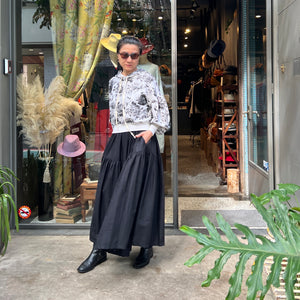 西班牙服裝設計師/純棉印花泡泡袖帽T