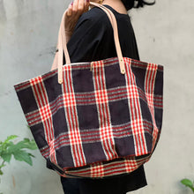 Load image into Gallery viewer, 西班牙設計師/Woven Cotton Tote Bag - Red Plaid - OBEIOBEI