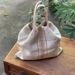 西班牙設計師/Carrot Embroidery Tote Bag - Large - OBEIOBEI