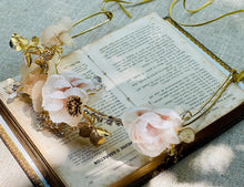 Load image into Gallery viewer, Cecile Boccara/Flower Tiara with Crystals