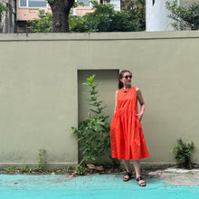 Load image into Gallery viewer, 西班牙服裝設計師/Dress in orange