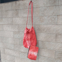Load image into Gallery viewer, Numero 10/Red Tie-dye handbag - OBEIOBEI