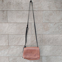 Load image into Gallery viewer, Delle Cose/Small baby calf shoulder bag - OBEIOBEI