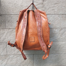 Load image into Gallery viewer, Campomaggi/Cognac Leather Backpack