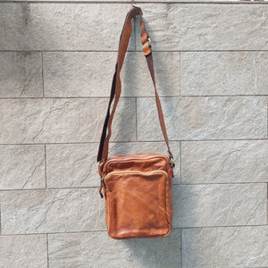 Campomaggi/Cognac Shoulder Bag