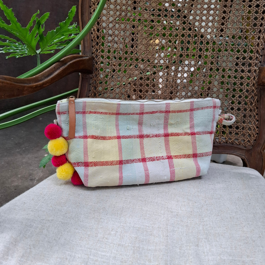 西班牙設計師/Woven Cotton pouch bag