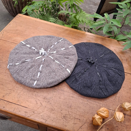Move/Leather Embellished Beret (Dark grey/Beige)
