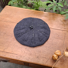 Load image into Gallery viewer, Move/Leather Embellished Beret (Dark grey/Beige)