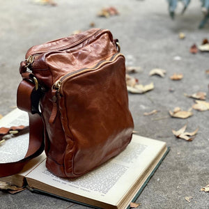 Campomaggi/Cognac Shoulder Bag