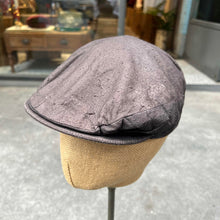 Load image into Gallery viewer, Isabel Benenato/Lamb skin cap(Black/Brown)
