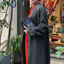 Load image into Gallery viewer, Munoz Vrandecic/Leather Pin Bag (Black/Brown)