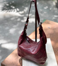Load image into Gallery viewer, Campomaggi/Dark red hobo bag