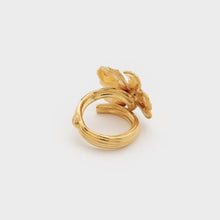 Load image into Gallery viewer, Cecile Boccara/Gold Flower Ring