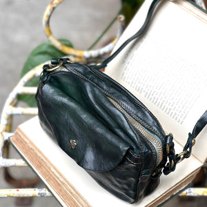 Campomaggi/Green shoulder bag
