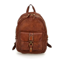 Load image into Gallery viewer, Campomaggi/Small Backpack wit Rivets(Black/Cognac)