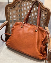 Load image into Gallery viewer, Campomaggi/Unisex Tote(Cognac/Black)