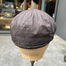 Load image into Gallery viewer, Isabel Benenato/Lamb skin cap(Black/Brown)