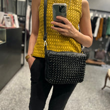 Load image into Gallery viewer, 義大利品牌/Black shoulder bag