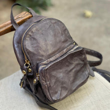 Load image into Gallery viewer, Campomaggi/Mini Backpack-without rivets(Wine/Grey)