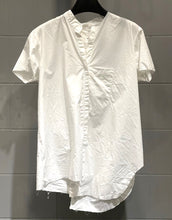 Load image into Gallery viewer, 義大利設計師品牌/White Shirt(40)