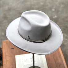 Load image into Gallery viewer, Doria/Grey Felt Hat