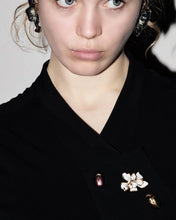 Load image into Gallery viewer, Cecile Boccara/White flower brooch