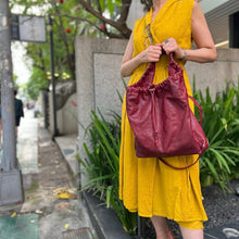 Load image into Gallery viewer, 義大利品牌/Red Leather Handbag