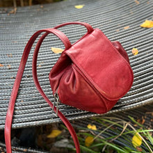 Load image into Gallery viewer, 義大利品牌/Small shoulder bag(Black/Red/Green)