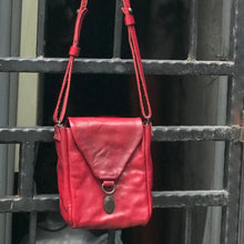 Load image into Gallery viewer, Munoz Vrandecic/Small Red Shoulder Bag - OBEIOBEI