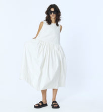 Load image into Gallery viewer, 西班牙服裝設計師/Sleeveless Dress(Orange/White)