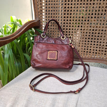 Load image into Gallery viewer, Campomaggi/Small Red Handbag