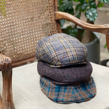 Load image into Gallery viewer, Doria/Black Check Flat Cap - OBEIOBEI