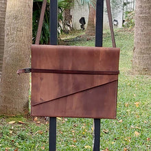 Load image into Gallery viewer, KAI/Brown Envelope Bag - OBEIOBEI