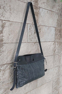 Delle Cose/Black Nylon Handbag - OBEIOBEI