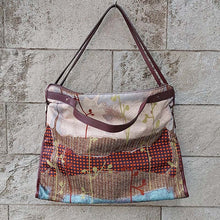 Load image into Gallery viewer, Ana Maison/Square Handbag (2 Color) - OBEIOBEI