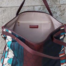 Load image into Gallery viewer, Ana Maison/Square Handbag (2 Color) - OBEIOBEI