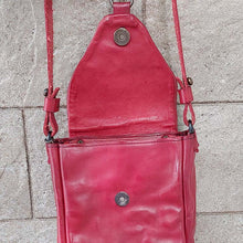 Load image into Gallery viewer, Munoz Vrandecic/Small Red Shoulder Bag - OBEIOBEI