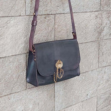 Load image into Gallery viewer, Munoz Vrandecic/Leather Pin Bag (Black/Brown) - OBEIOBEI