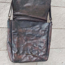 Load image into Gallery viewer, Munoz Vrandecic/Dark Brown Shoulder Bag - OBEIOBEI
